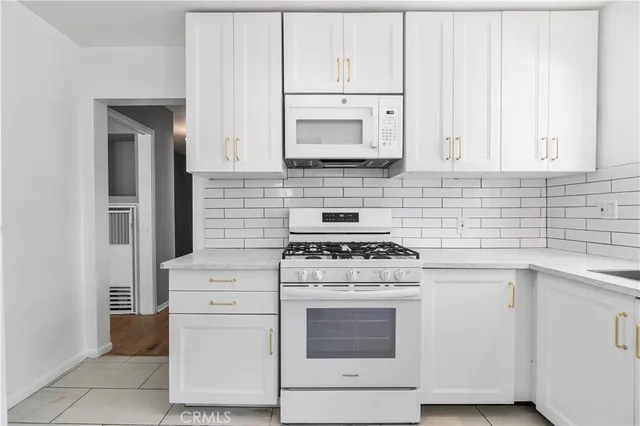 $1,499,000 | 2535 South S Bundy, Los Angeles, CA 90064