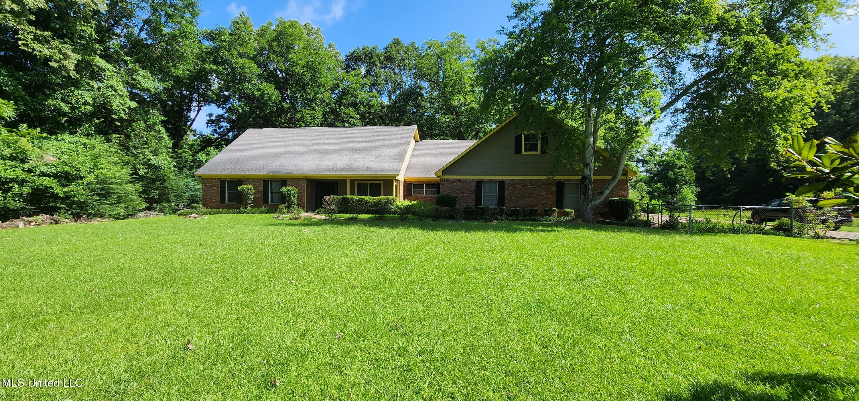 1920 West County Line Road Ridgeland, MS 39157 - Photo 29 of 30 20250630_100652