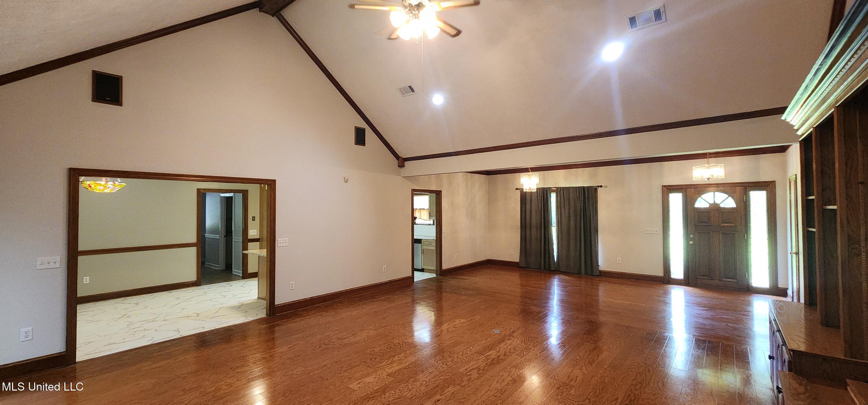 1920 West County Line Road Ridgeland, MS 39157 - Photo 8 of 30 20250630_110709