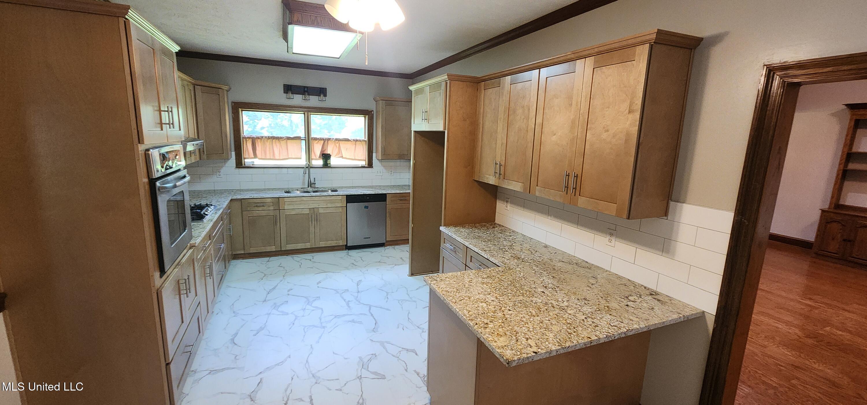 1920 West County Line Road Ridgeland, MS 39157 - Photo 10 of 30 20250630_110637