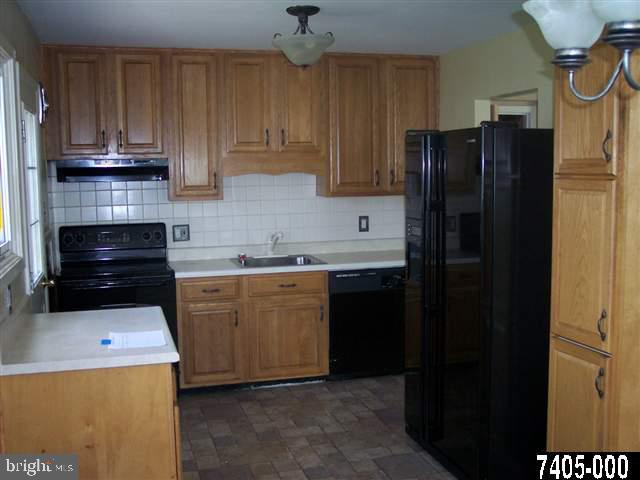 1525 Devers Road York, PA 17404 - Photo 7 of 15
