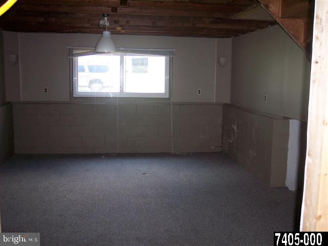 1525 Devers Road York, PA 17404 - Photo 9 of 15