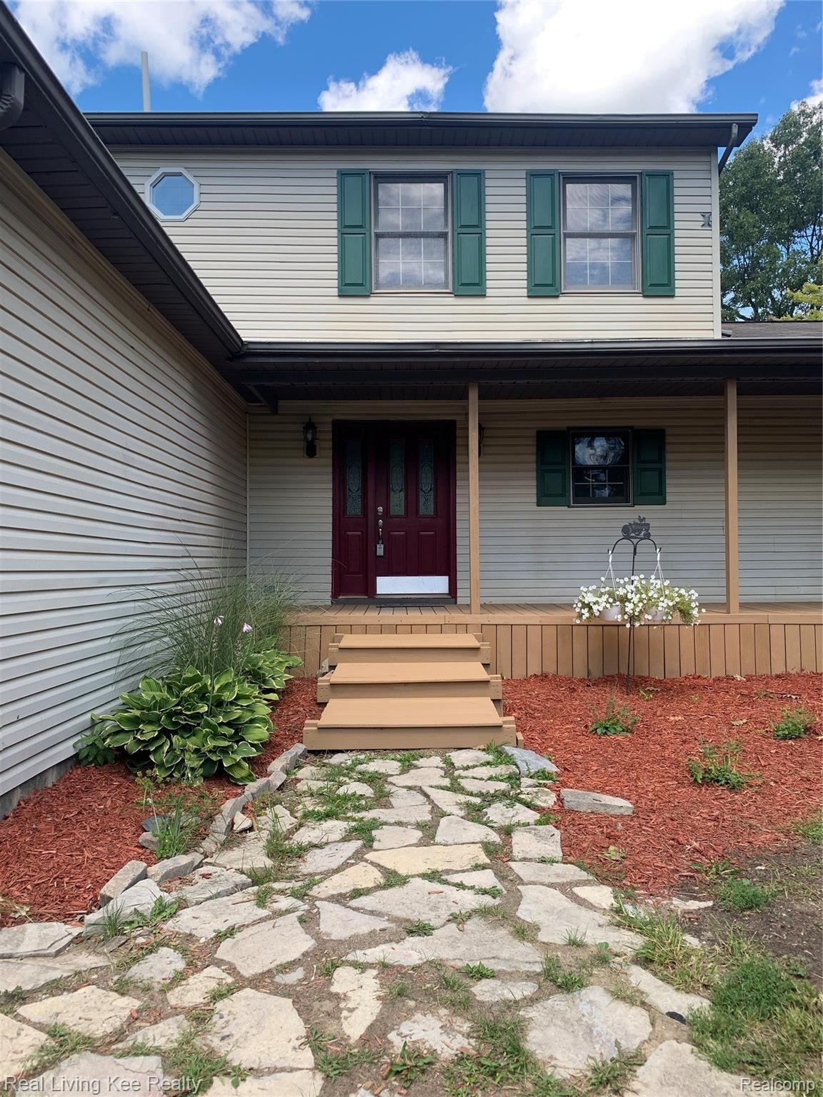 2346 Noble Road Oxford, MI 48370 - Photo 2 of 31 Welcome Home