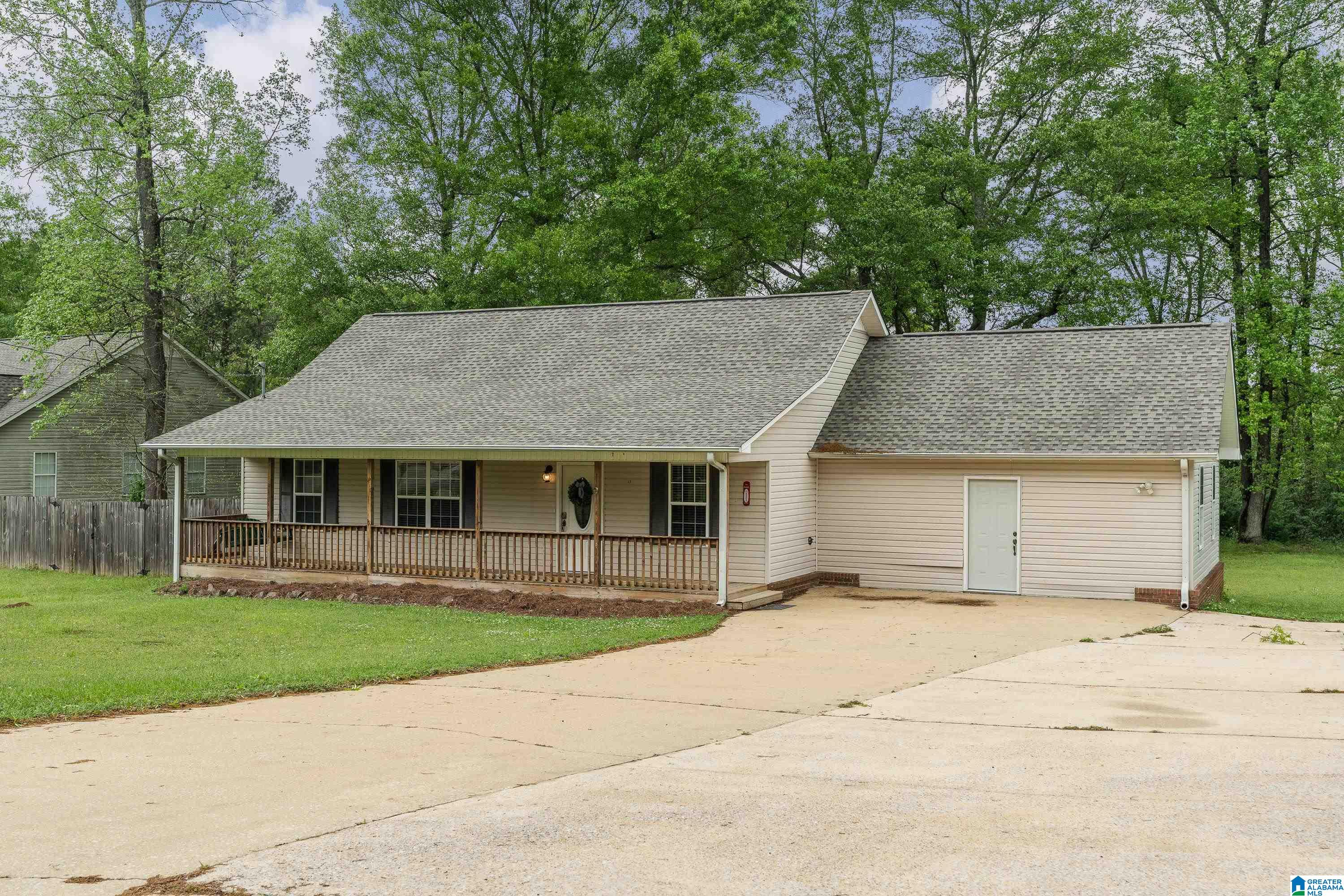 82 Crescent Lane McCalla, AL 35111 - Photo 2 of 36