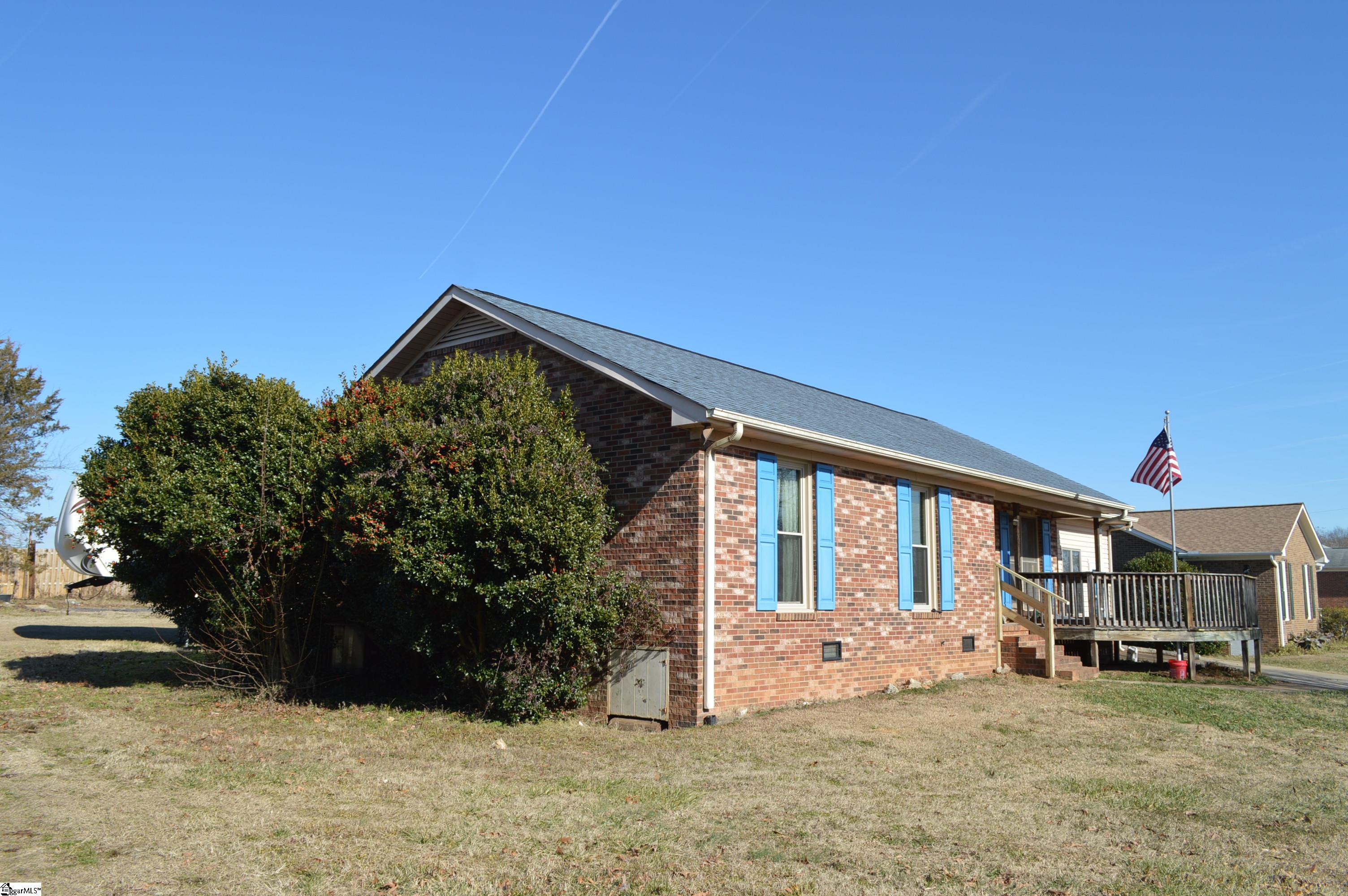 1151 Victor Hill Road Greer, SC 29651 - Photo 4 of 22