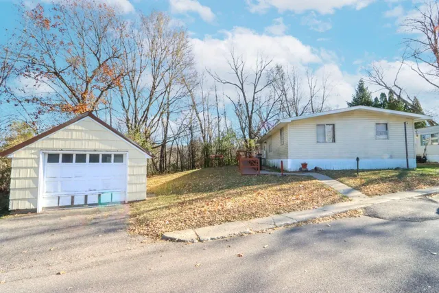 $16,500 | 35 Wood Drive, Mankato, MN 56001