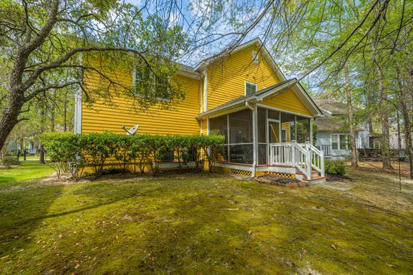 $889,000 | 1903 Hall Point Road, Mount Pleasant, SC 29466