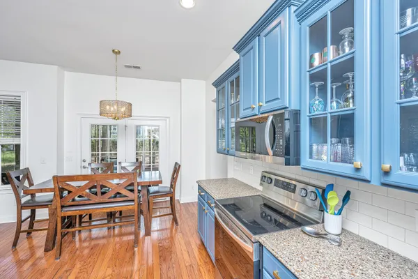 $889,000 | 1903 Hall Point Road, Mount Pleasant, SC 29466