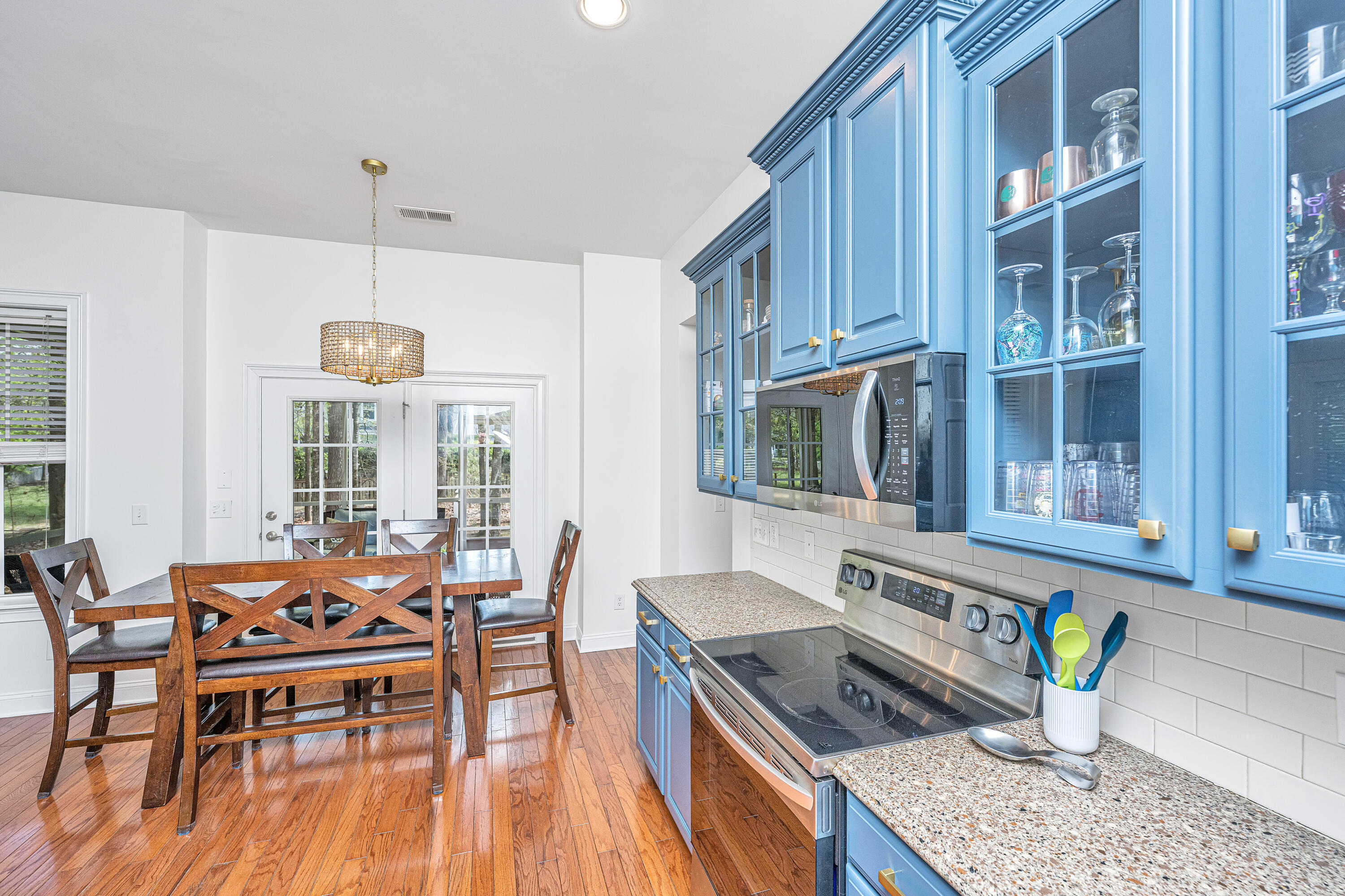 1903 Hall Point Road Mount Pleasant, SC 29466 - Photo 10 of 34 1903HallPointRd025