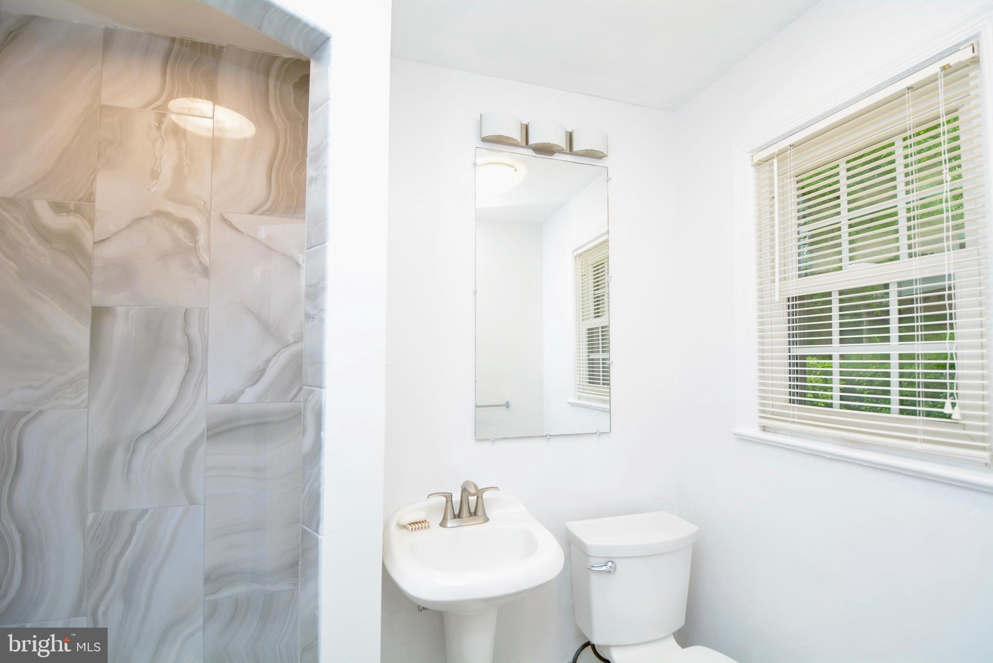 3006 Military Road Arlington, VA 22207 - Photo 14 of 20