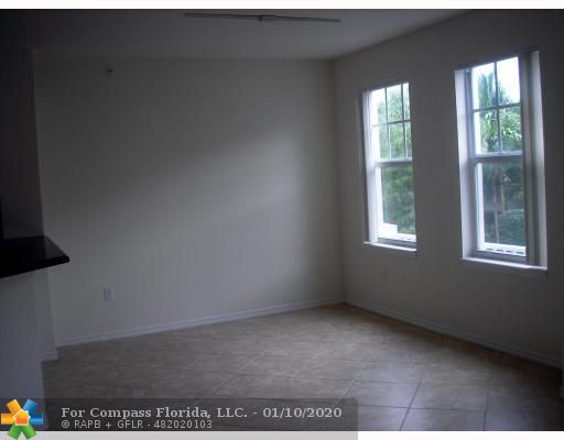 6416 West Sample Road, Unit B 6 Coral Springs, FL 33067 - Photo 6 of 15 Dining Room