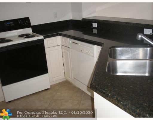 6416 West Sample Road, Unit B 6 Coral Springs, FL 33067 - Photo 7 of 15 Kitchen