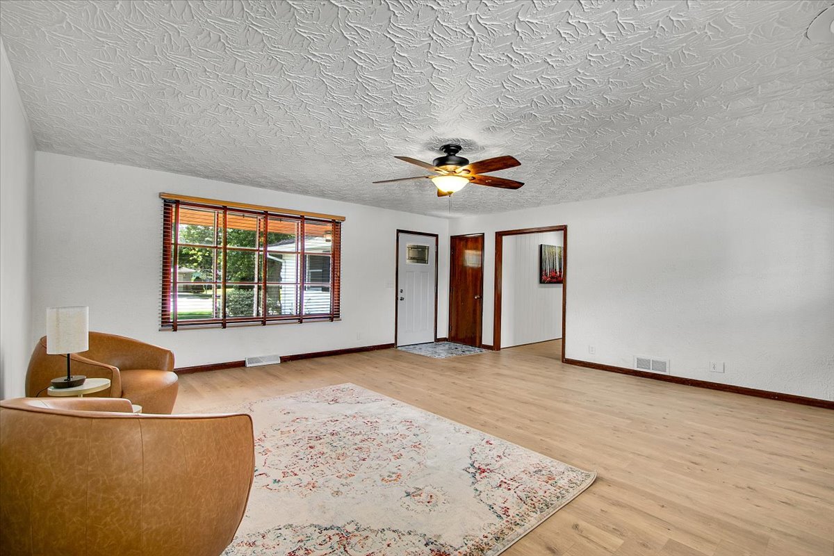 25734 Hickory Court Minooka, IL 60447 - Photo 9 of 35 a view of livingroom with furniture and window