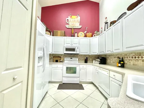 $305,000 | 8110 Carnoustie Place, Port St. Lucie, FL 34986