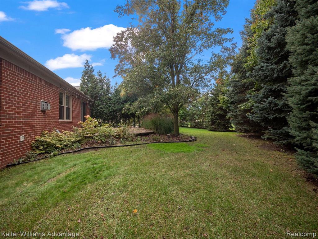 29157 Hemingway Drive Novi, MI 48377 - Photo 35 of 42