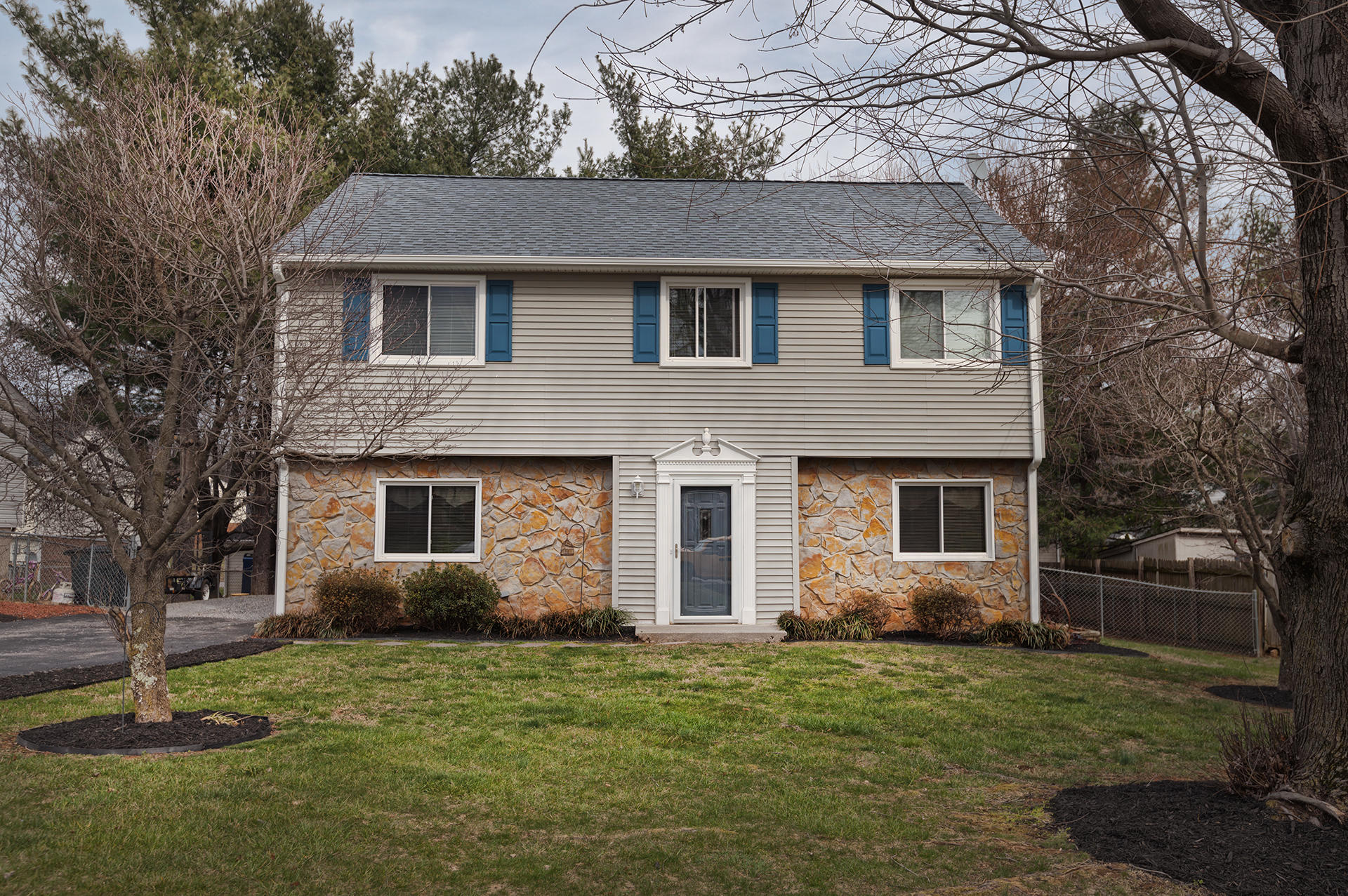 5923 Dairy Road Roanoke, VA 24019 - Photo 1 of 32 Front