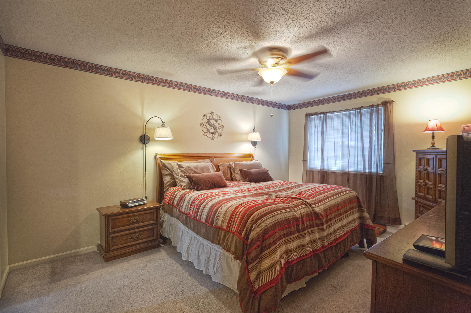 5923 Dairy Road Roanoke, VA 24019 - Photo 22 of 32 Master Bedroom