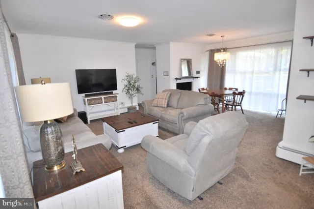 $300,000 | 18 Greenway Avenue, Pocomoke City, MD 21851