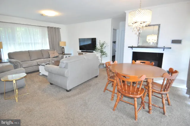 $300,000 | 18 Greenway Avenue, Pocomoke City, MD 21851