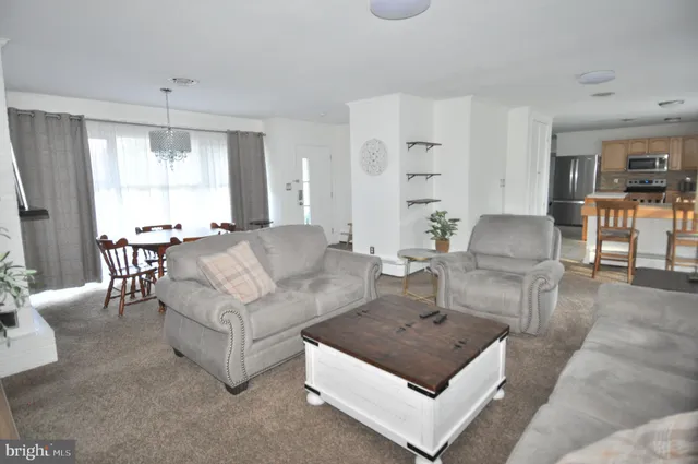 $300,000 | 18 Greenway Avenue, Pocomoke City, MD 21851