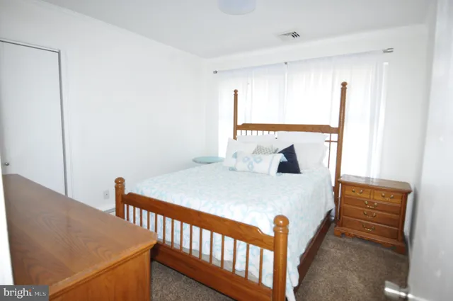 $300,000 | 18 Greenway Avenue, Pocomoke City, MD 21851