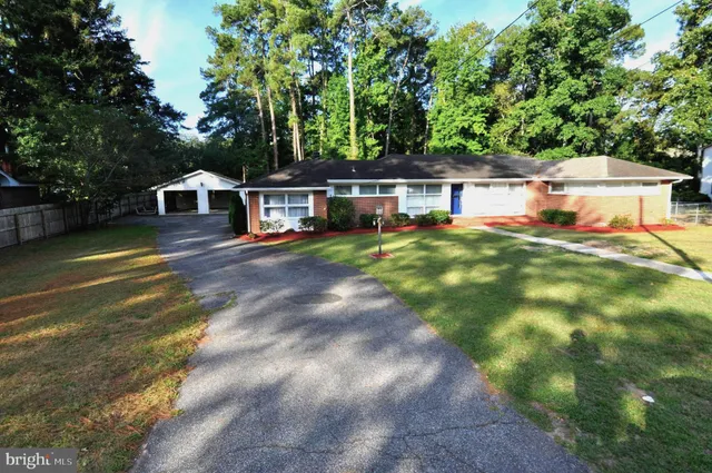 $300,000 | 18 Greenway Avenue, Pocomoke City, MD 21851