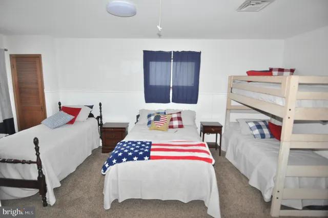 $300,000 | 18 Greenway Avenue, Pocomoke City, MD 21851