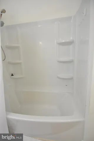 $300,000 | 18 Greenway Avenue, Pocomoke City, MD 21851