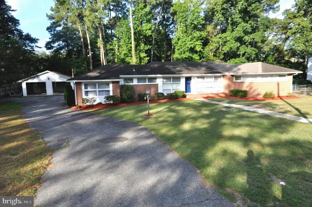 $300,000 | 18 Greenway Avenue, Pocomoke City, MD 21851