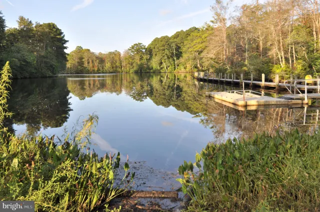 $300,000 | 18 Greenway Avenue, Pocomoke City, MD 21851