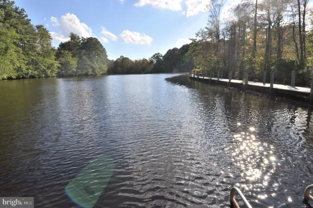 $300,000 | 18 Greenway Avenue, Pocomoke City, MD 21851