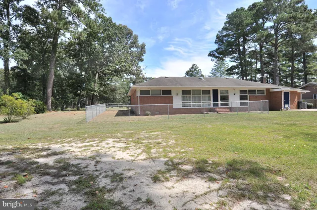 $300,000 | 18 Greenway Avenue, Pocomoke City, MD 21851