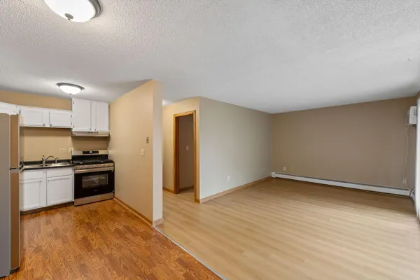 $59,900 | 7202 72nd Lane North, Brooklyn Park, MN 55428