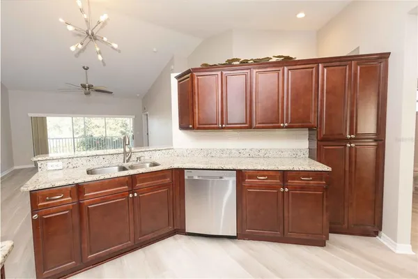 $1,900 | 5308 Bowline Court, Oxford, FL 34484