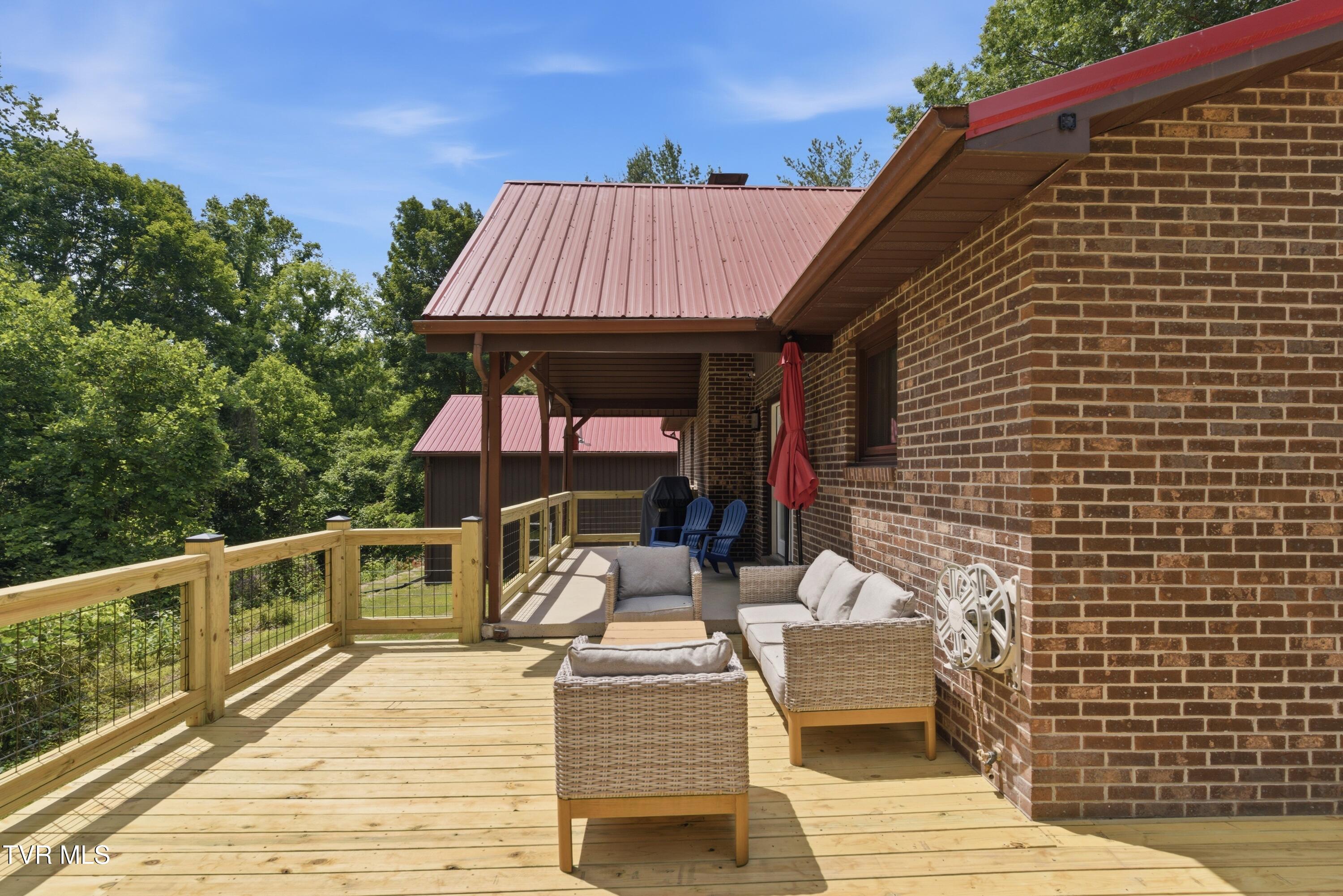 205 Spring Valley Road Unicoi, TN 37692 - Photo 35 of 38 DSC01574