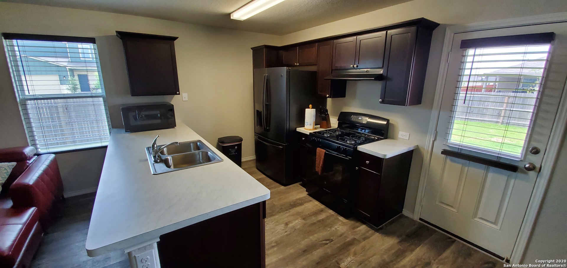 10690 Pablo Way Converse, TX 78109 - Photo 10 of 19