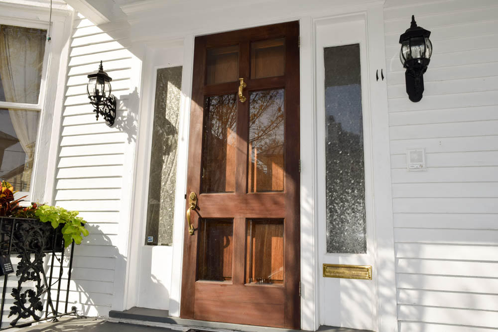 11 Colonial Street Charleston, SC 29401 - Photo 2 of 26 DSC_0060