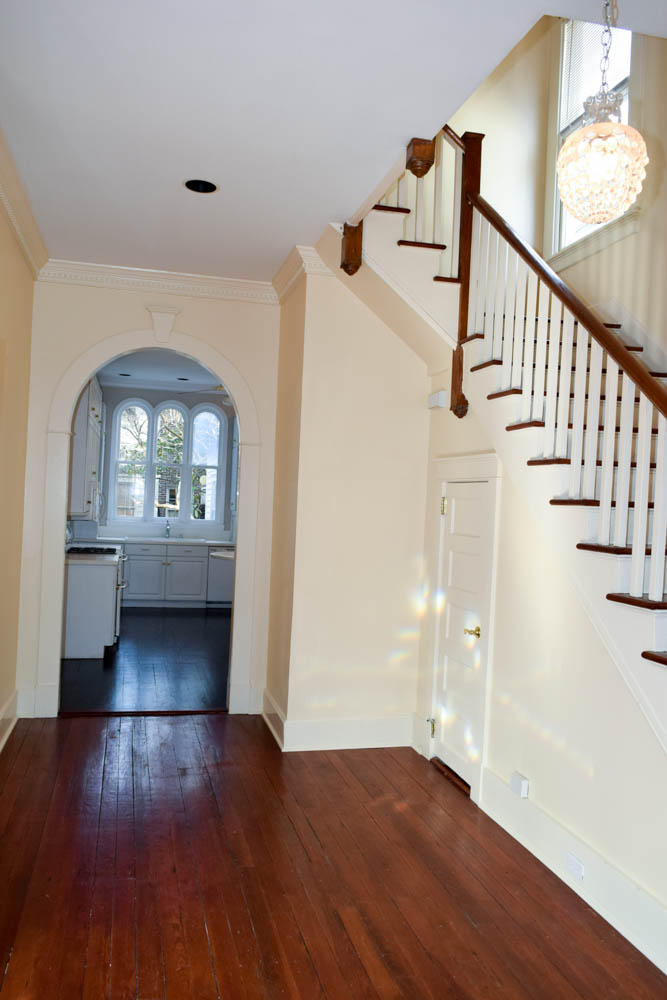 11 Colonial Street Charleston, SC 29401 - Photo 3 of 26 DSC_0009