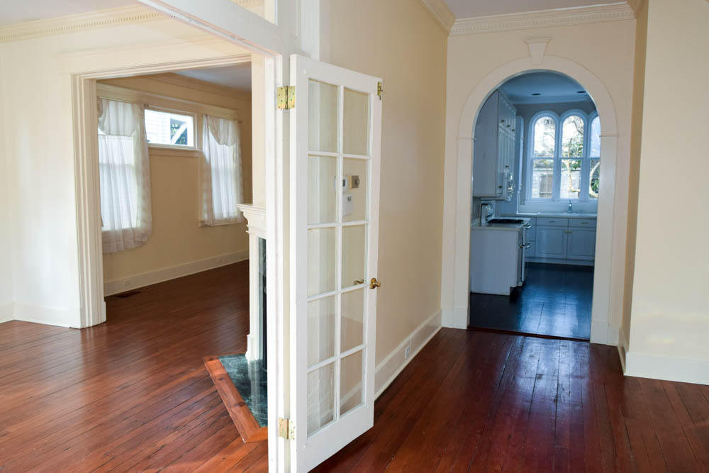 11 Colonial Street Charleston, SC 29401 - Photo 4 of 26 DSC_0007