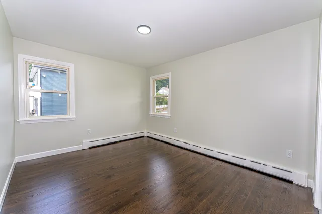 $412,500 | 8 Bonnie Lane, Waterbury, CT 06705