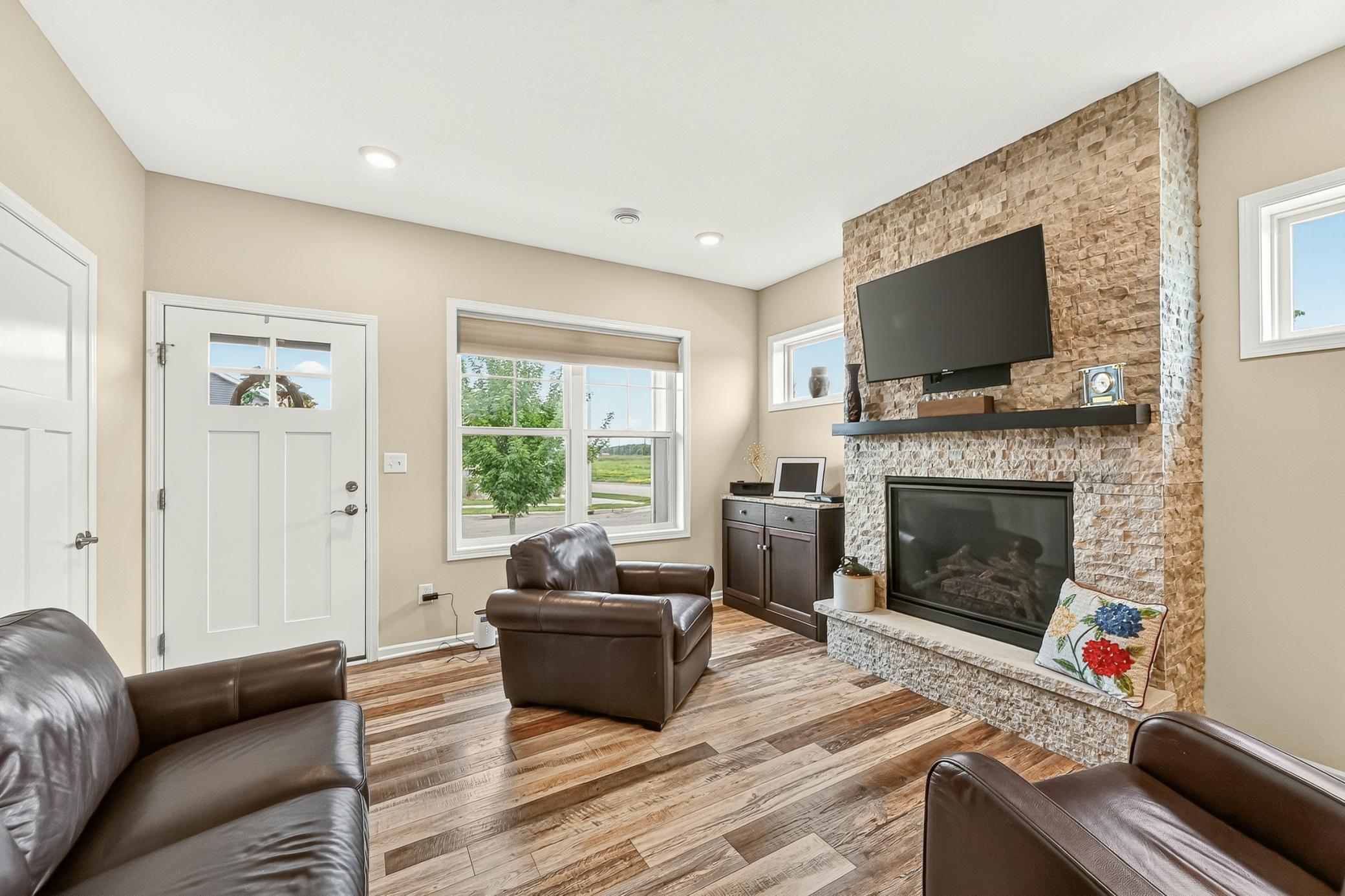 5692 Cornucopia Avenue Northwest Rochester, MN 55901 - Photo 6 of 26