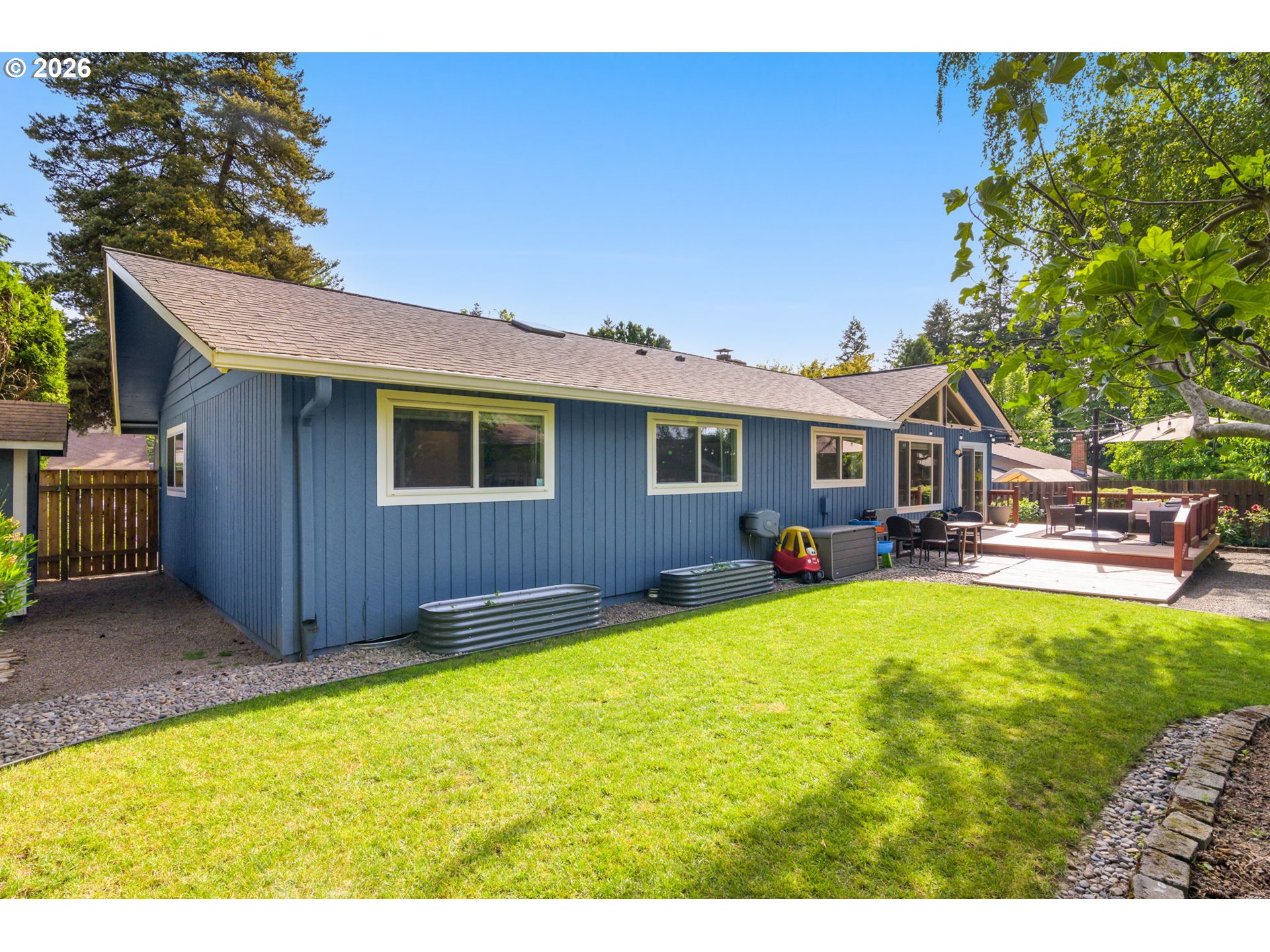12225 Southwest Spring Court Portland, OR 97225 - Photo 27 of 31 Gallery Image 27