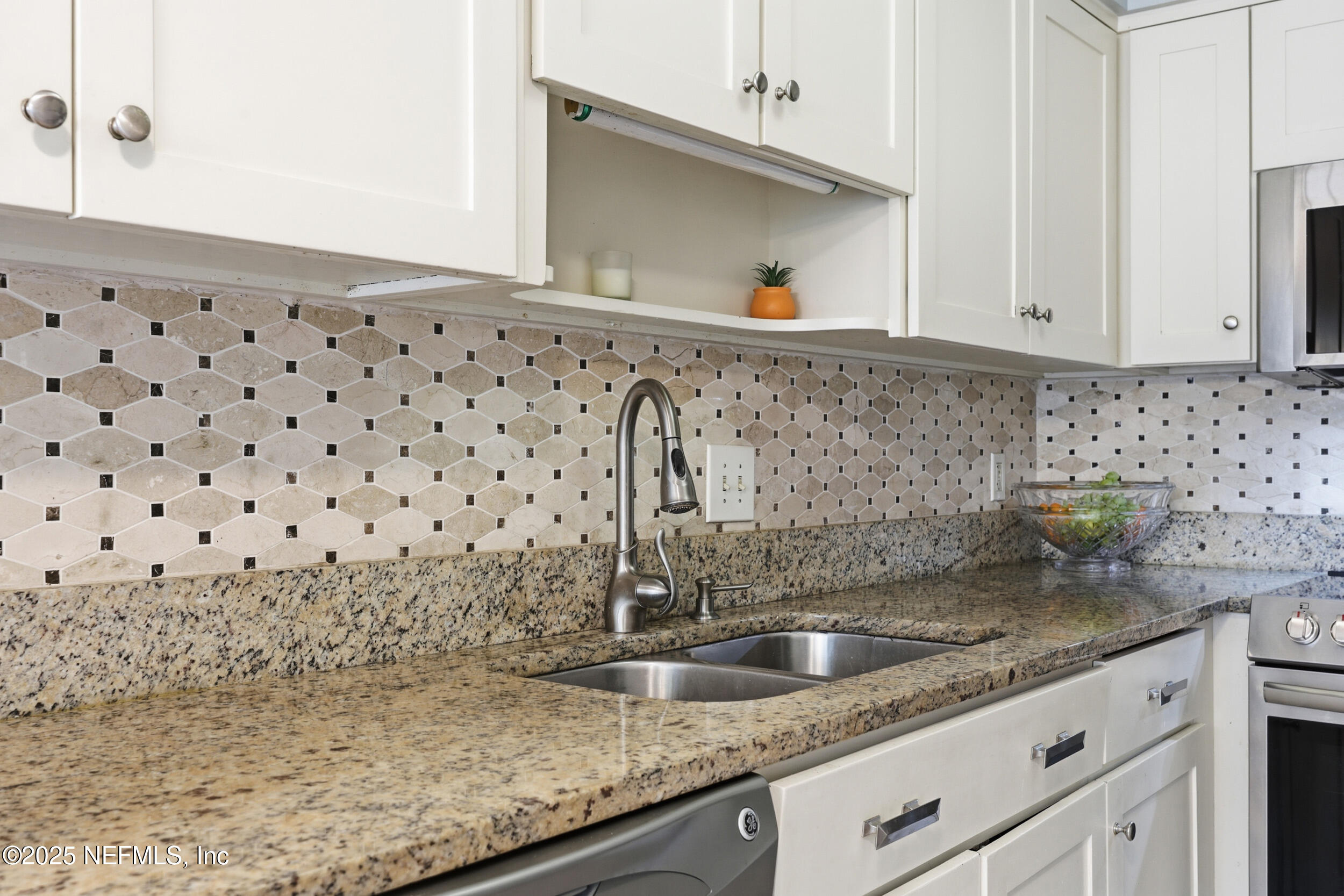 4862 Latimer Road South Jacksonville, FL 32257 - Photo 16 of 39 the real estateographers_012