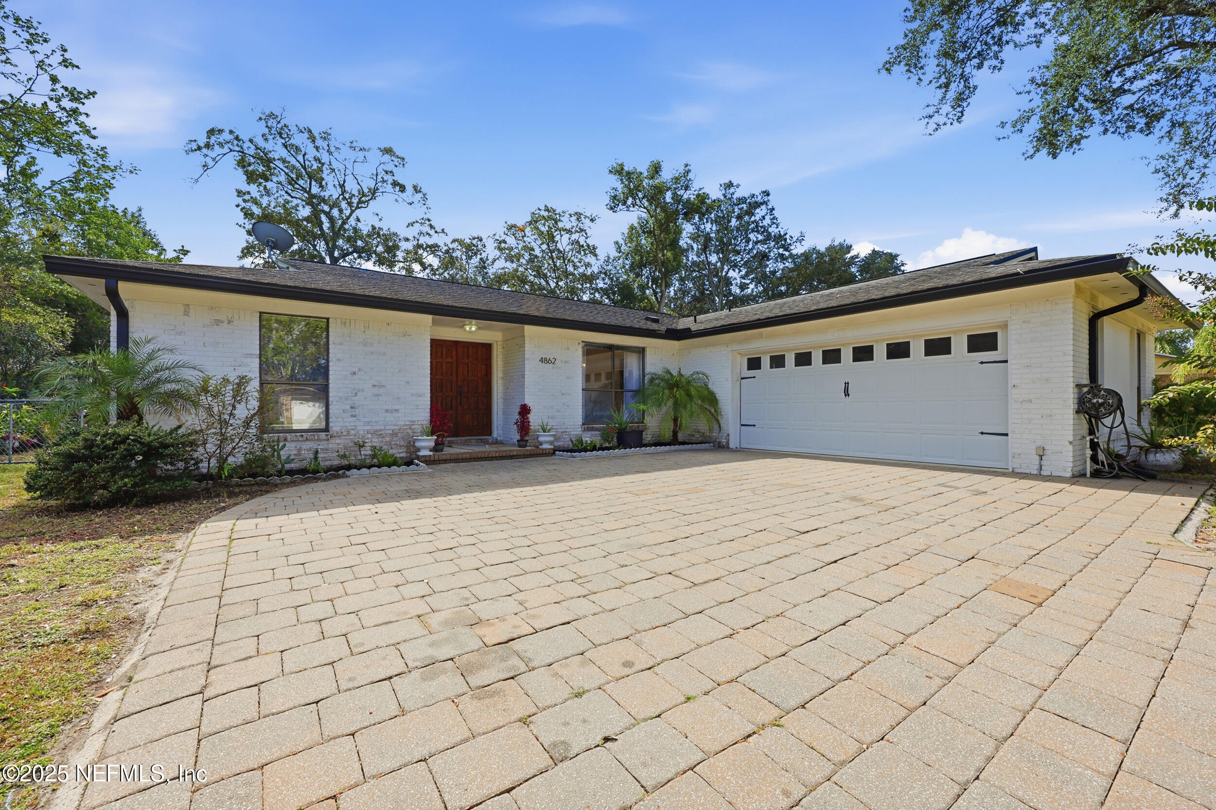 4862 Latimer Road South Jacksonville, FL 32257 - Photo 2 of 39 the real estateographers_003