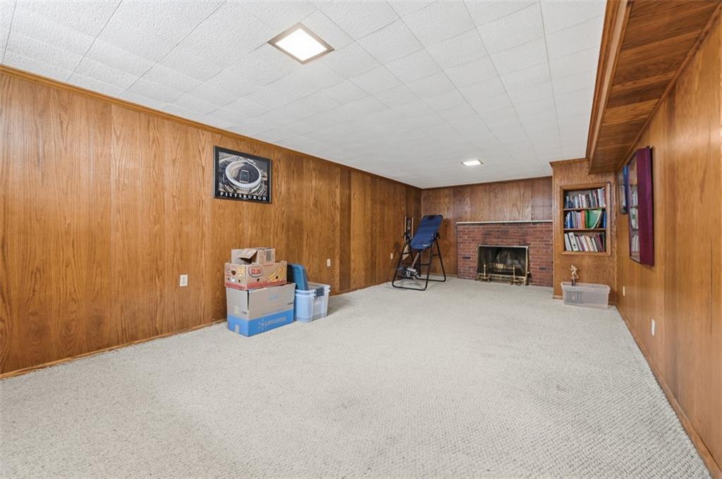 2207 Ridgevue Avenue Aliquippa, PA 15001 - Photo 23 of 41