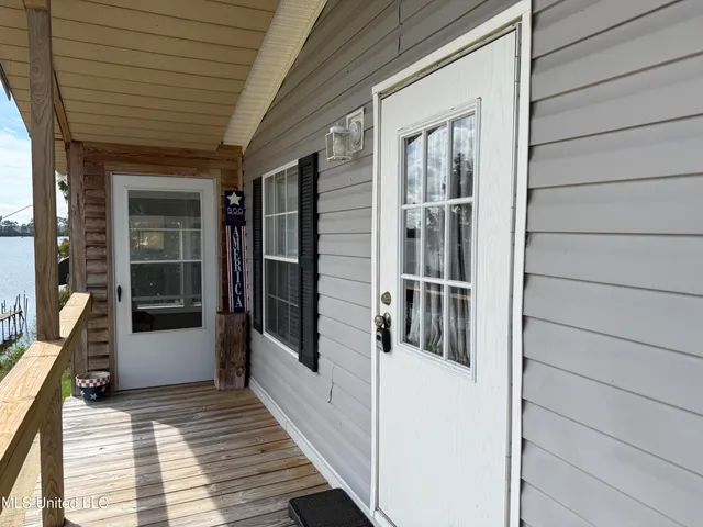 $135,000 | 207 Sea Island Drive, Vicksburg, MS 39183