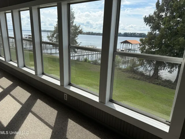 $135,000 | 207 Sea Island Drive, Vicksburg, MS 39183