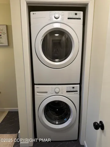 $2,200 | 2160 Titania Road, Tobyhanna, PA 18466