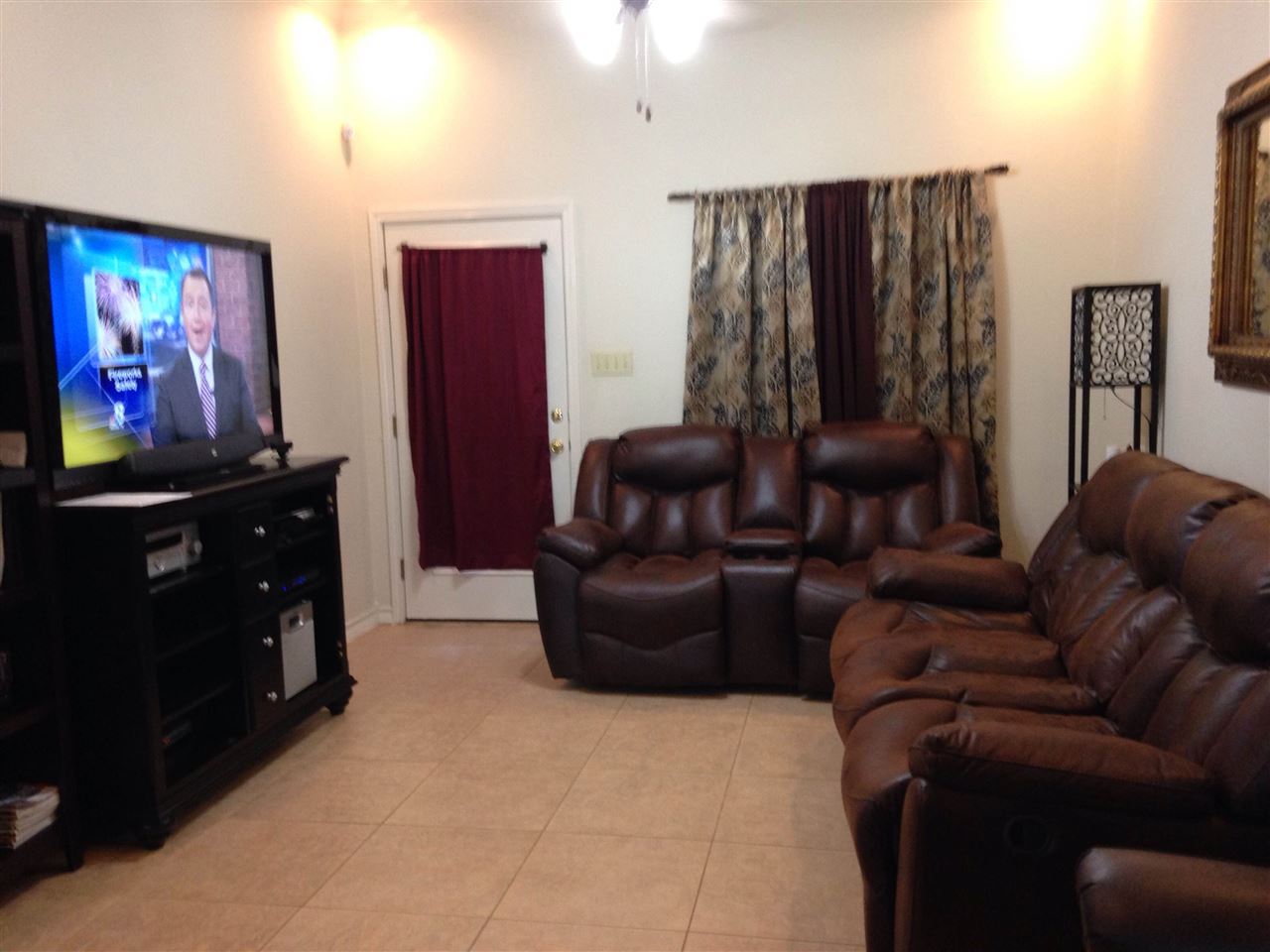 2096 Lima Loop Laredo, TX 78045 - Photo 2 of 7 Gallery Image 2
