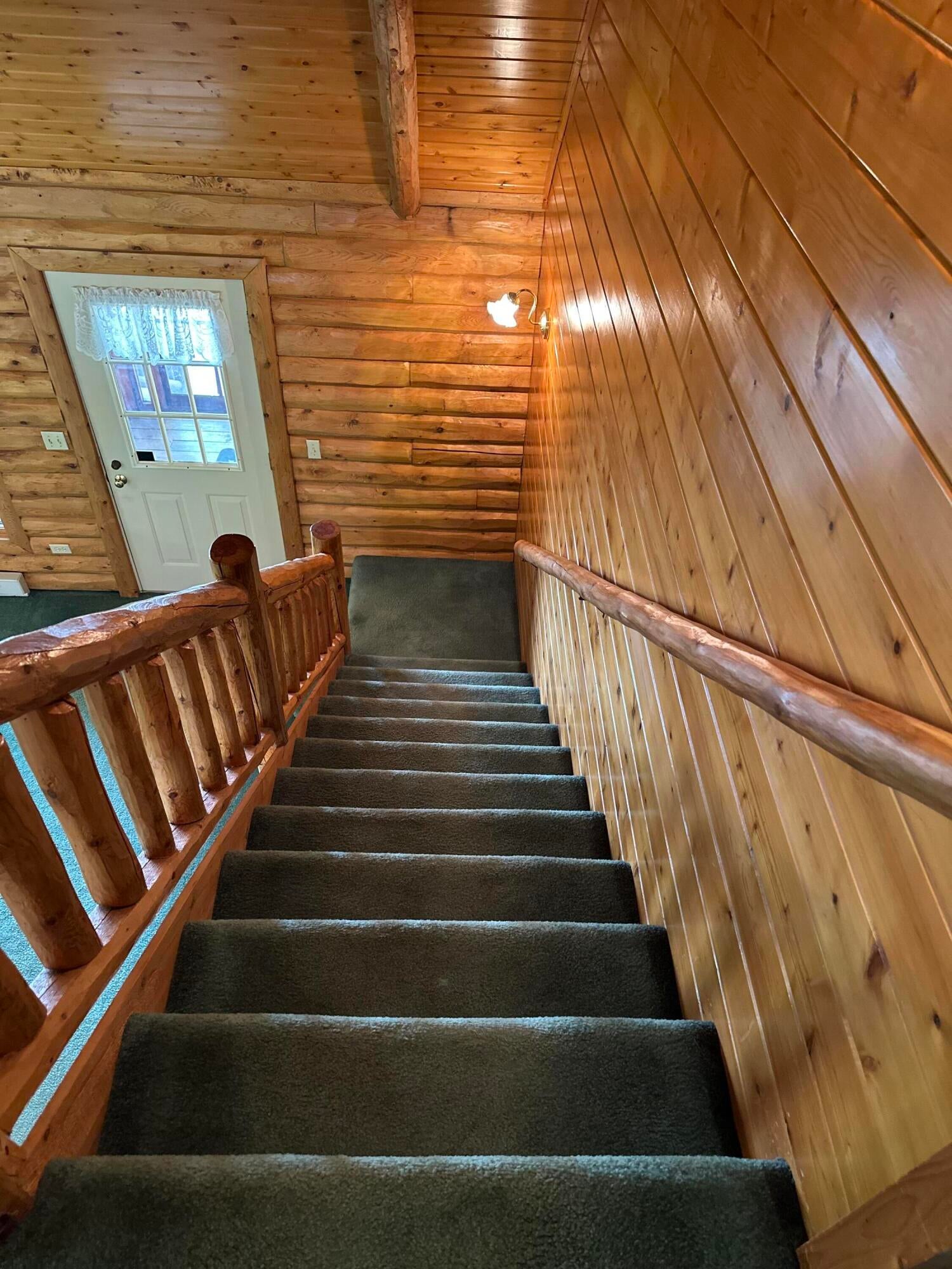 2017 South Whitehead Road Sault Ste. Marie, MI 49783 - Photo 20 of 35 Stairway